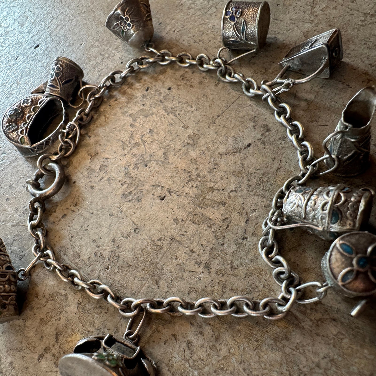 Bracelet laid flat