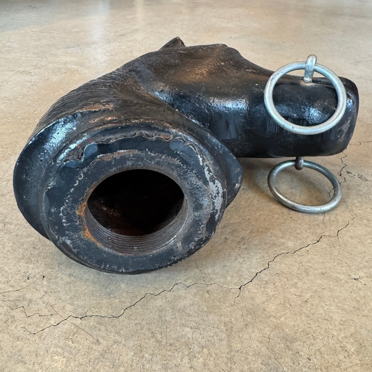 Threaded base
